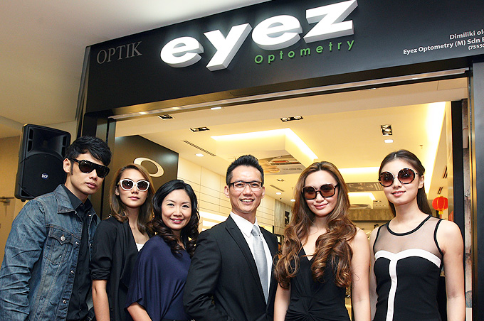 EYEZ Optometry Group